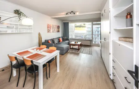Appartement 4 personnes avec balcon à 20 m de la plage, Ostende : photo 3