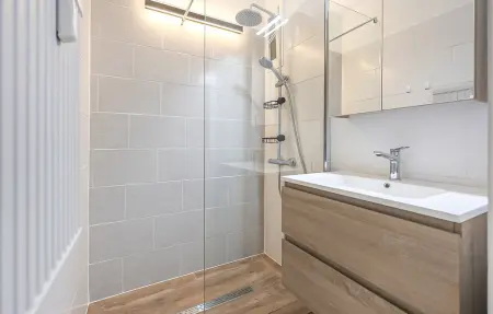 Appartement 4 personnes avec balcon à 20 m de la plage, Ostende : photo 11