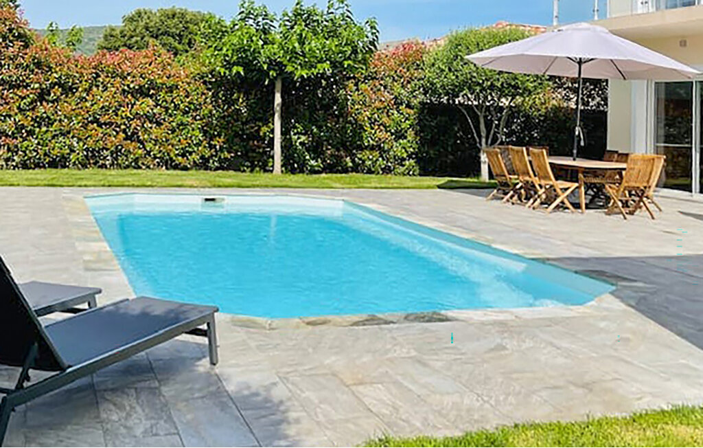 Maison 10 personnes piscine & jacuzzi à Saint Florent - Photo 11