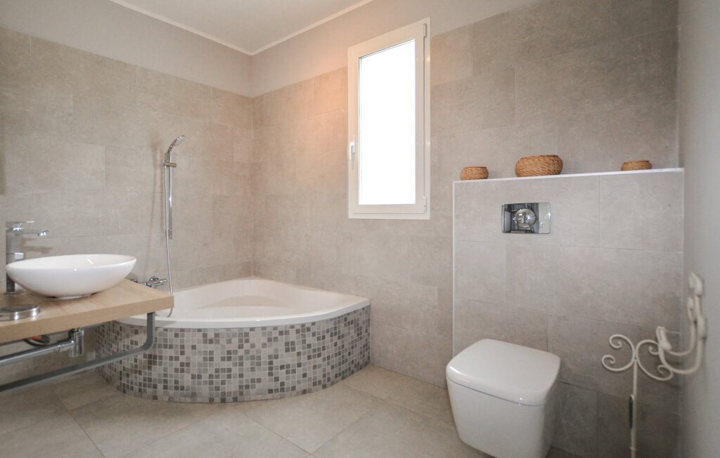 Maison 10 personnes piscine & jacuzzi à Saint Florent - Photo 22