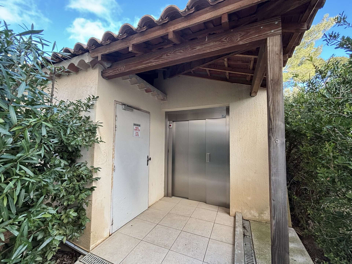 Appartement 3 pièces climatisé, terrasse 13m² - Cavalaire - Photo 25