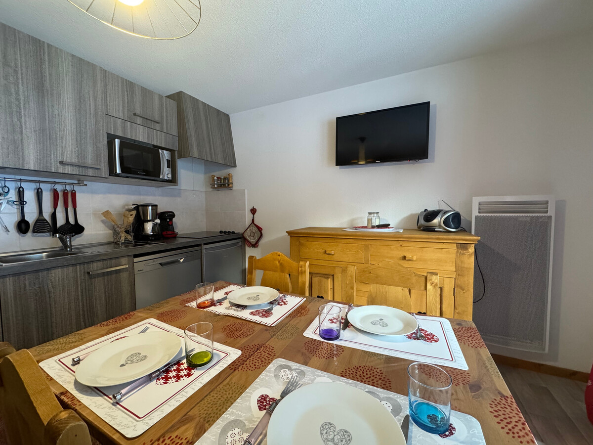 Appartement 40 m² à Thollon-les-Mémises, parking privé - Photo 4