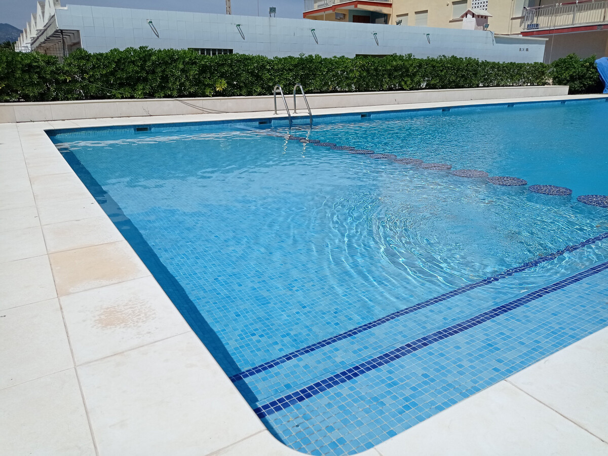 Appartement rénové 2 chambres, terrasse 14m² près plage Xeraco - Photo 2