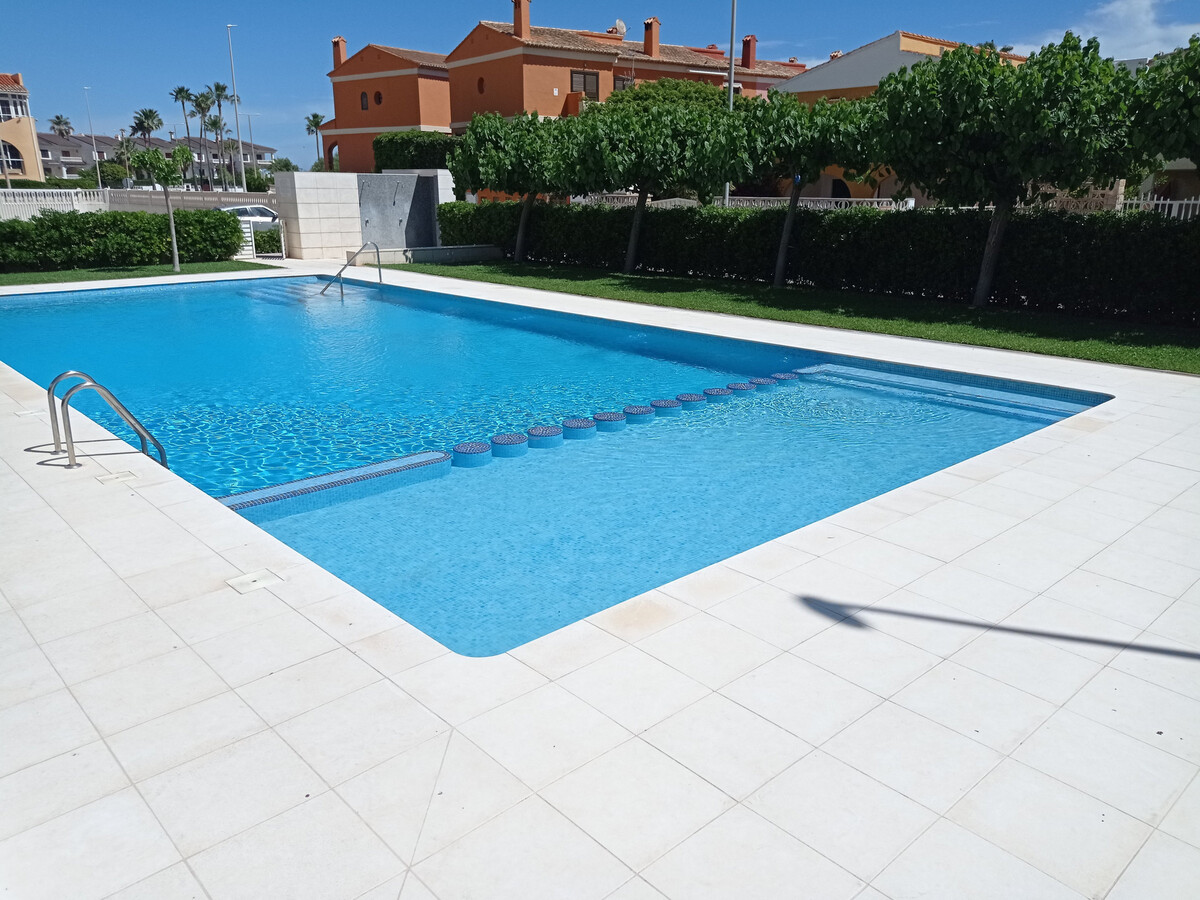 Appartement rénové 2 chambres, terrasse 14m² près plage Xeraco - Photo 3