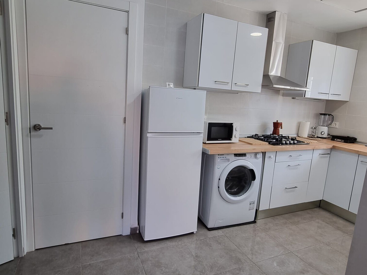 Appartement rénové 2 chambres, terrasse 14m² près plage Xeraco - Photo 13