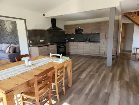 Maison avec piscine privée et cheminée à Arenthon, 10 personnes : photo 18