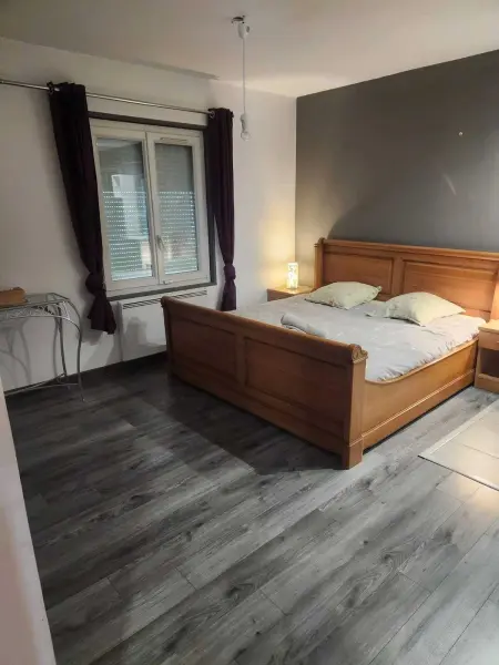 Maison avec piscine privée et cheminée à Arenthon, 10 personnes : photo 24
