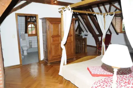 Maison avec jardin et cheminée à Labergement-lès-Seurre, 8 pers. : photo 18