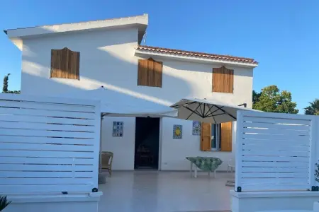 Villa dei Nonni, maison 6 pers. à 20 m de la plage