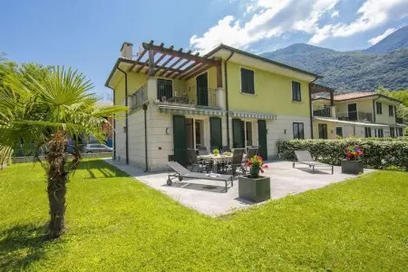 Location appartement à Porlezza, Appartement avec vue sur le lac de Lugano