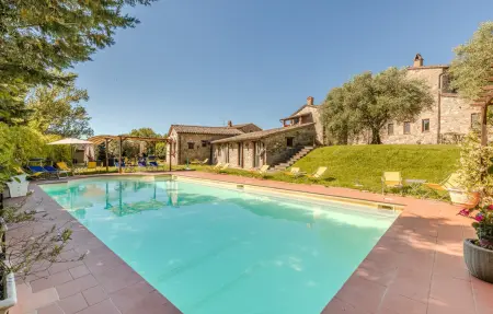 Location appartement à Frazione Canonica,Todi