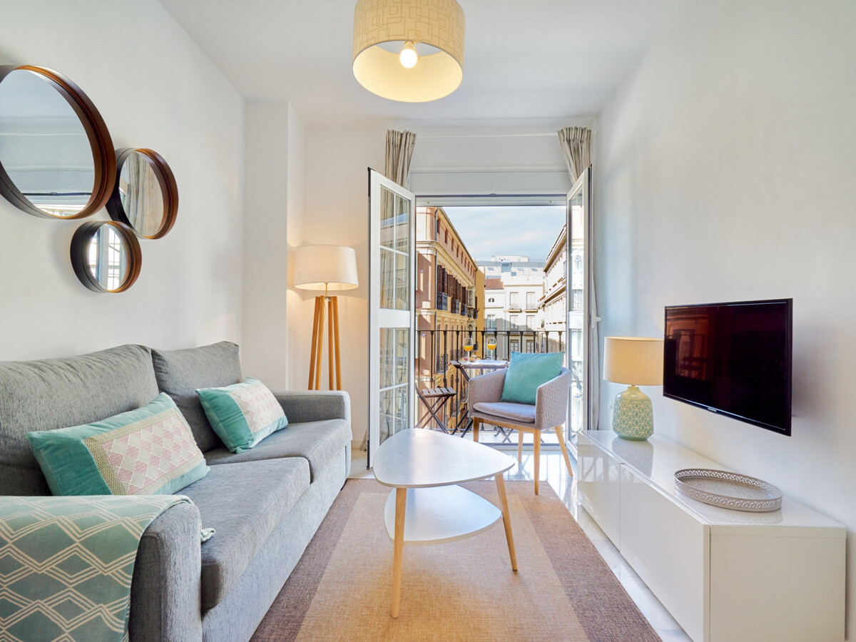 Appartement 2 chambres avec balcon sur le marché central - Photo 2
