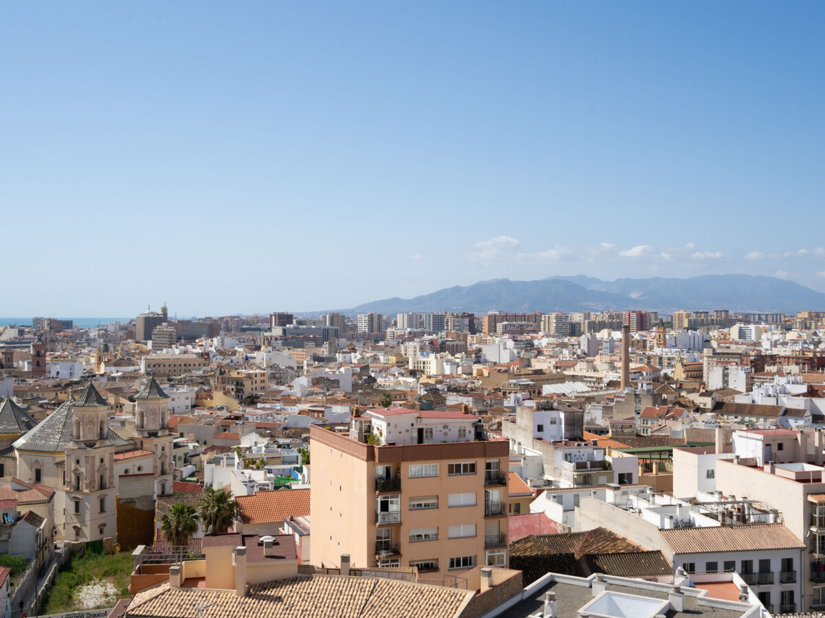 Appartement 3 chambres, terrasse et ascenseur à Málaga - Photo 3