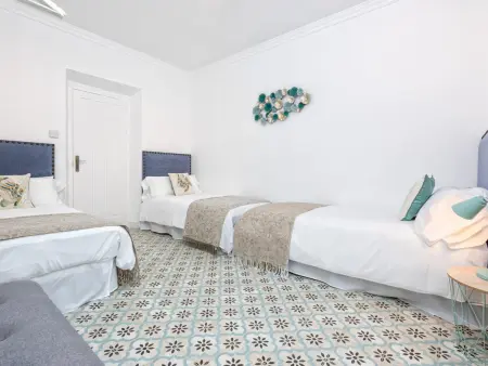 Villa spacieuse avec piscine, jardin et barbecue, idéale pour familles et amis à Malaga - Photo 19