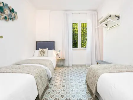 Villa spacieuse avec piscine, jardin et barbecue, idéale pour familles et amis à Malaga - Photo 20