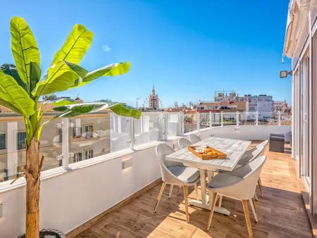 Location appartement à Málaga, Appartement Élégant 3 Chambres au Cœur de Málaga, Terrasse Ensoleillée et Confort Moderne