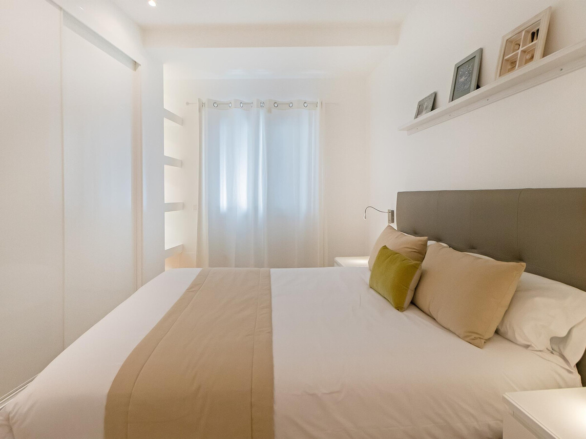 Appartement 2 chambres au cœur historique de Málaga - Photo 3