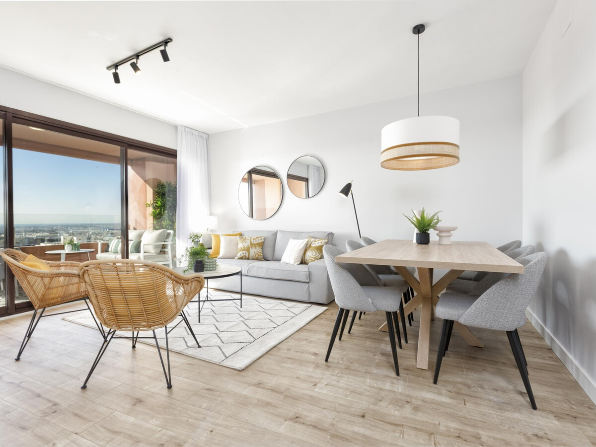 Appartement 100 m² Málaga : 3 chambres, terrasse, piscine - Photo 1