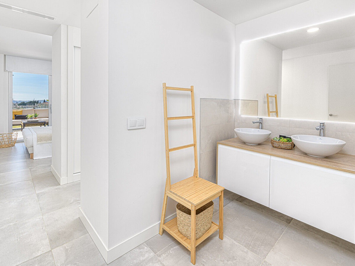 Appartement 90 m² avec piscine, spa et terrasse à Fuengirola - Photo 11