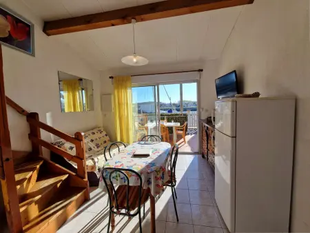 Maison Familiale avec Terrasse, Animaux Bienvenus - Photo 1