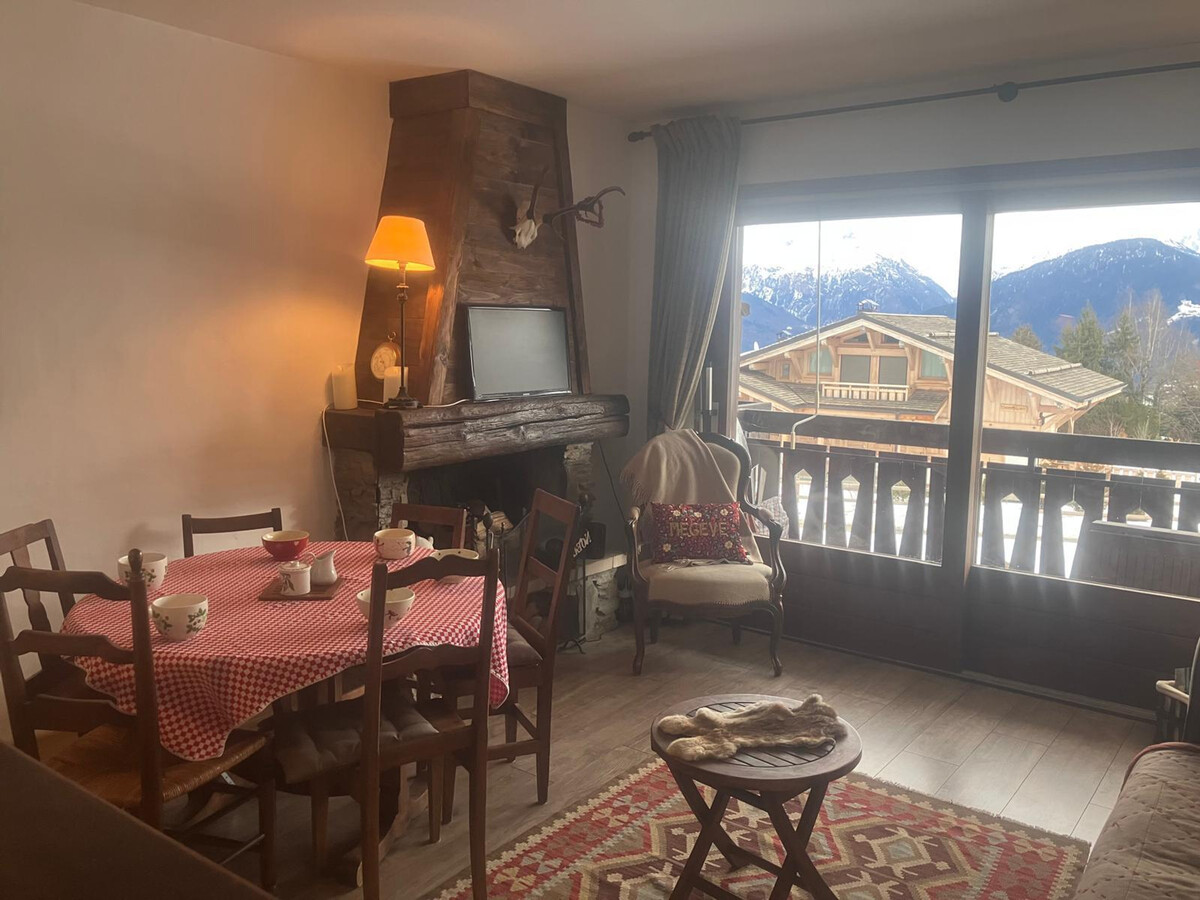Appart 3 pièces vue Mont-Blanc avec balcon à Combloux - Photo 1