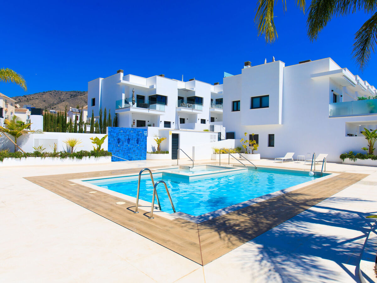 Skyhill II Nerja – Maison 3 chambres, vue mer panoramique - Photo 1