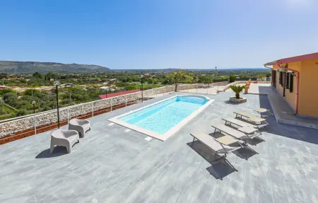 Location maison à Floridia