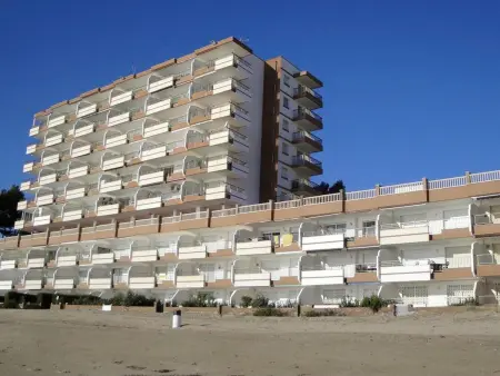 Location appartement à Miami Platja, Appartement Rénové Front de Mer avec Piscine