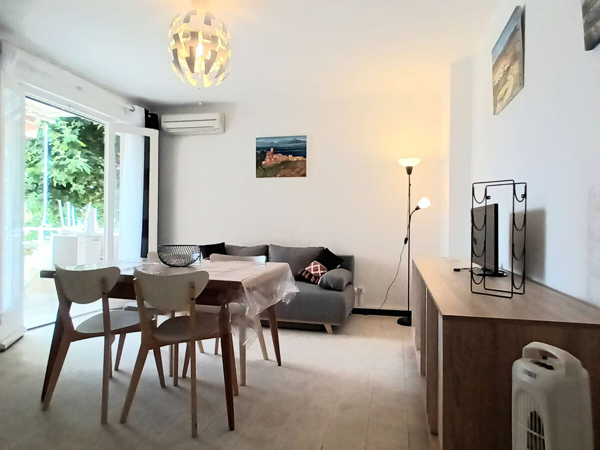 Appartement climatisé 100 m de la mer à Cavalaire - Photo 7