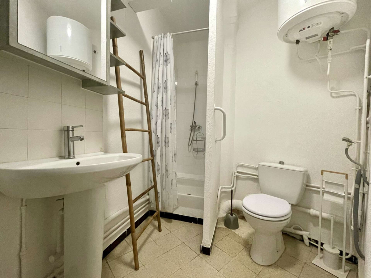 Appartement climatisé 100 m de la mer à Cavalaire - Photo 10