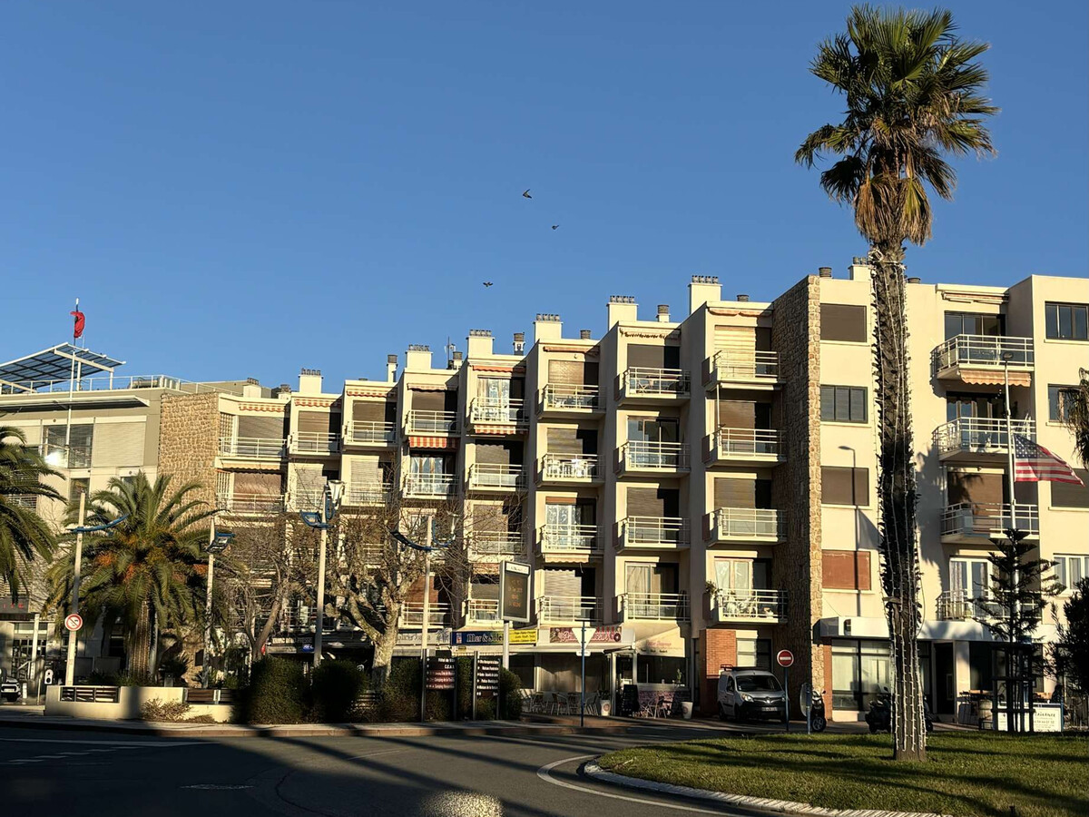 Appartement climatisé 100 m de la mer à Cavalaire - Photo 18