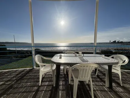 Appartement T2 balcon vue mer 180° à La Forêt-Fouesnant : photo 9