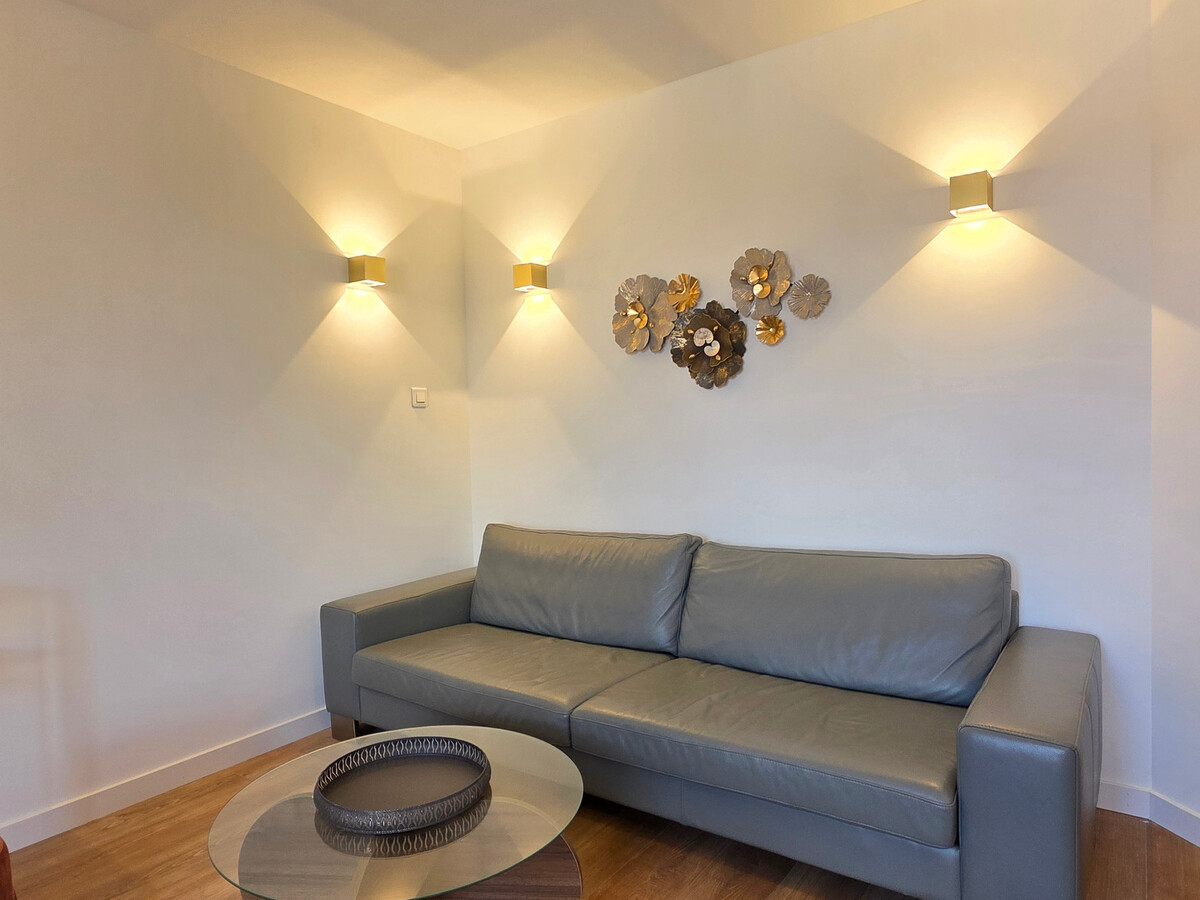 T3 rénové près des Thermes avec balcon et piscine - Photo 16