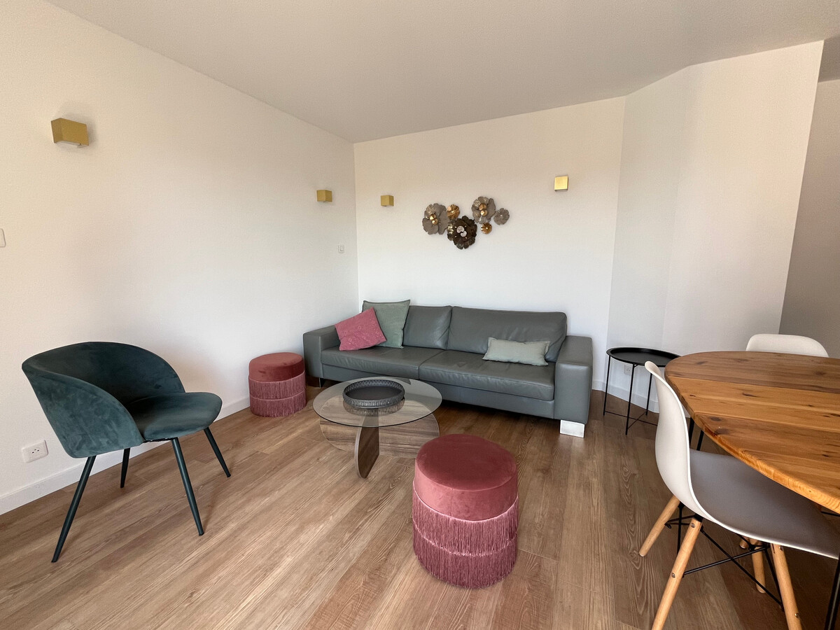 T3 rénové près des Thermes avec balcon et piscine - Photo 26