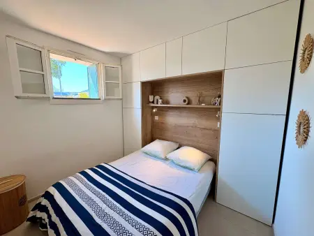 Appartement 1 chambre avec terrasse canal à Port Grimaud : photo 7