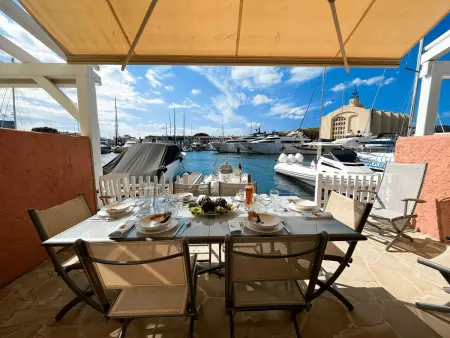 Location maison à Port Grimaud, Maison de pêcheur à Port Grimaud avec amarrage et WiFi