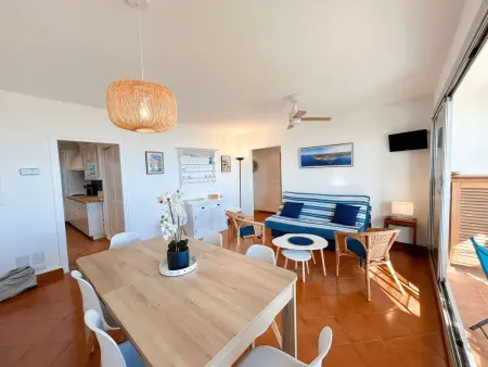 Location appartement à Port Grimaud, Appartement 3 chambres climatisées, accès plage, vue mer