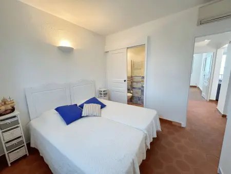 Appartement 4 pièces vue mer et climatisé à Port Grimaud : photo 8