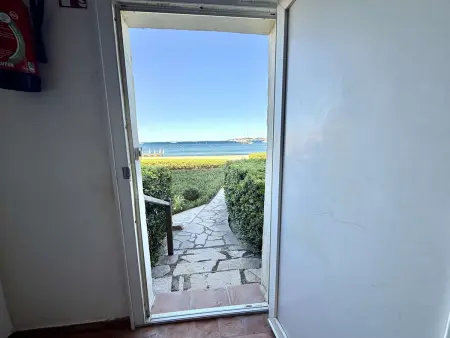 Appartement 4 pièces balcon vue golfe, plage directe : photo 11