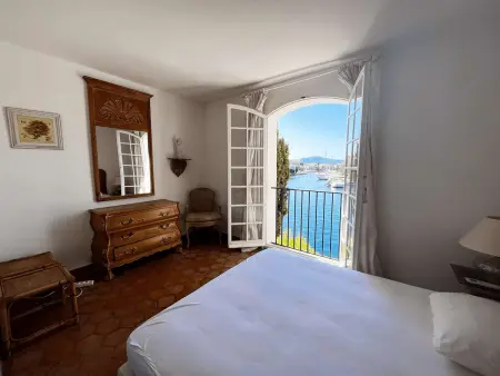 Maison rénovée Port Grimaud, 4 chambres, amarrage privé : photo 7