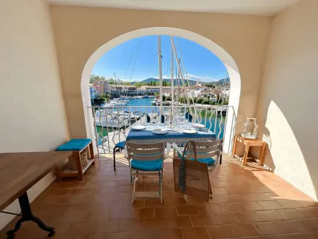 Location appartement à Port Grimaud, Appartement lumineux à Port Grimaud - WIFI & Parking