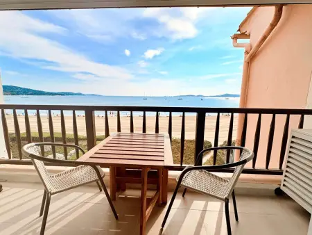 Studio lumineux avec balcon vue mer à Port Grimaud : photo 3