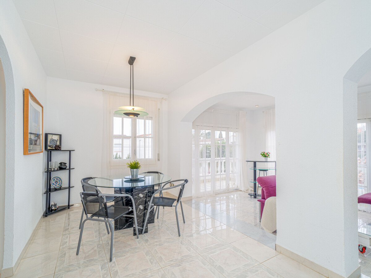 Villa 3 chambres Empuriabrava, 150m de la plage - Photo 21
