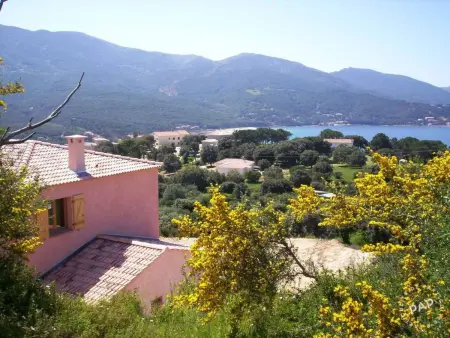 Location maison à Calcatoggio, Haus in der Nähe von Meer und Bergen, atemberaubende Aussicht.