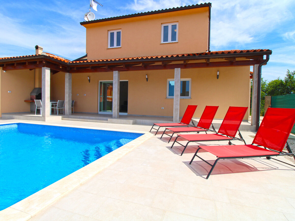Maison 8 lits à Valbandon, 130m² avec piscine - Photo 2