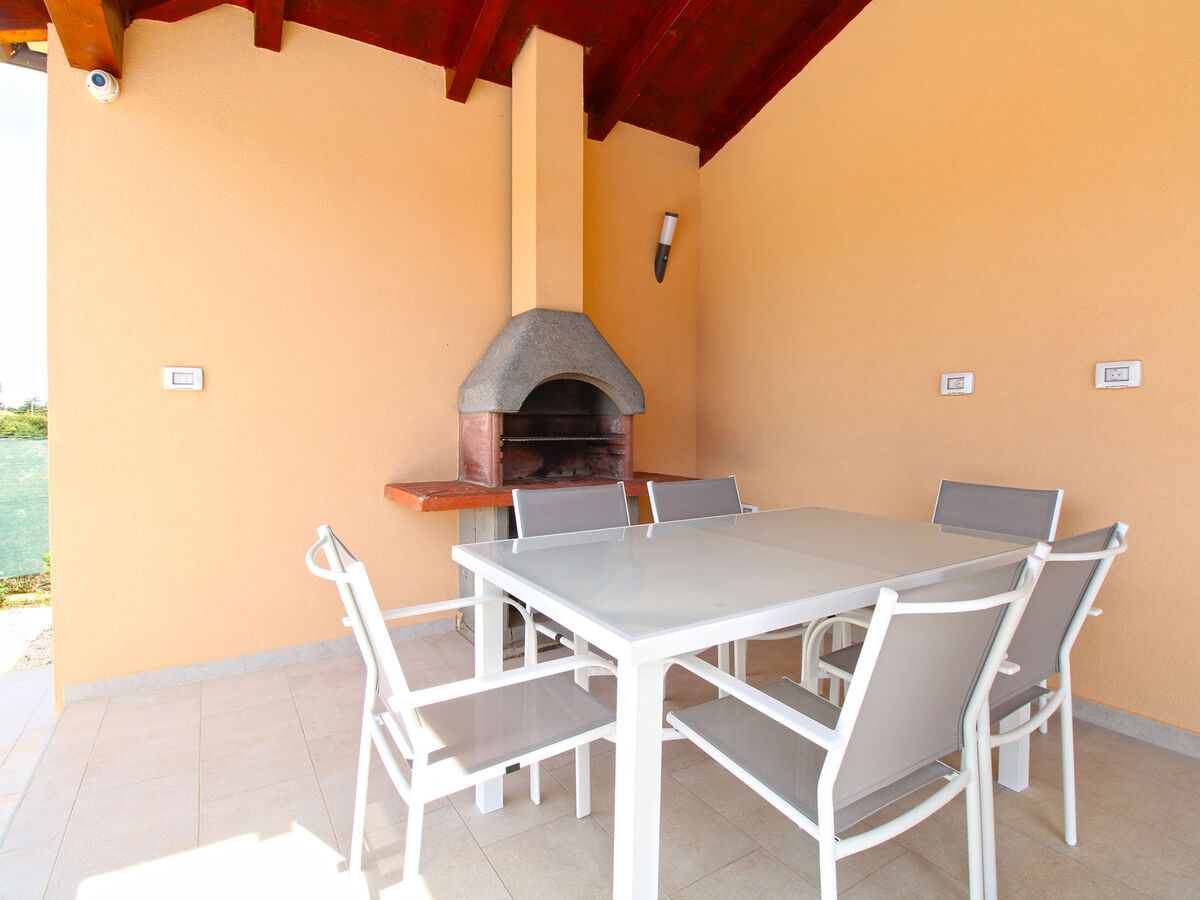 Maison 8 lits à Valbandon, 130m² avec piscine - Photo 3