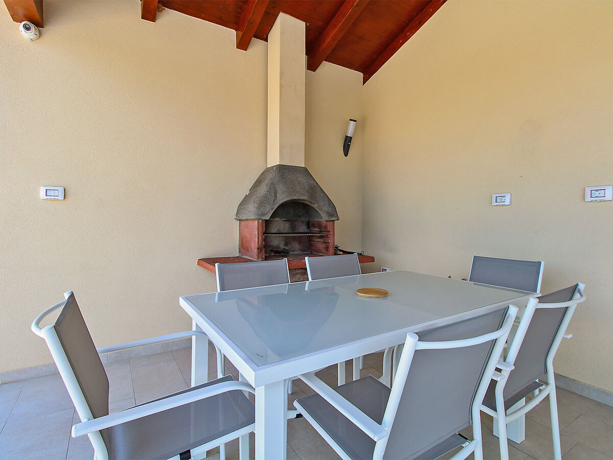 Maison 8 lits à Fažana, terrasse et barbecue - Photo 2