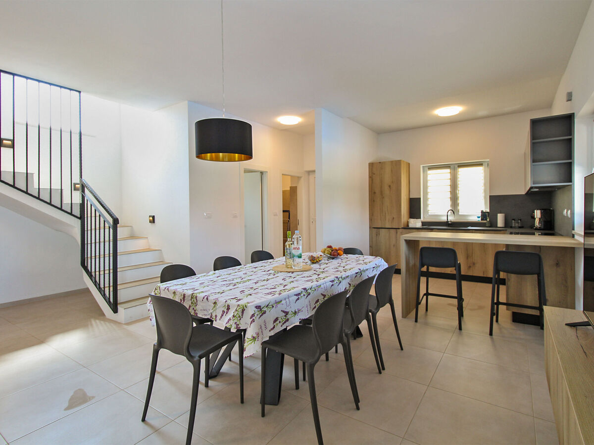 Maison 8 lits à Fažana, terrasse et barbecue - Photo 12