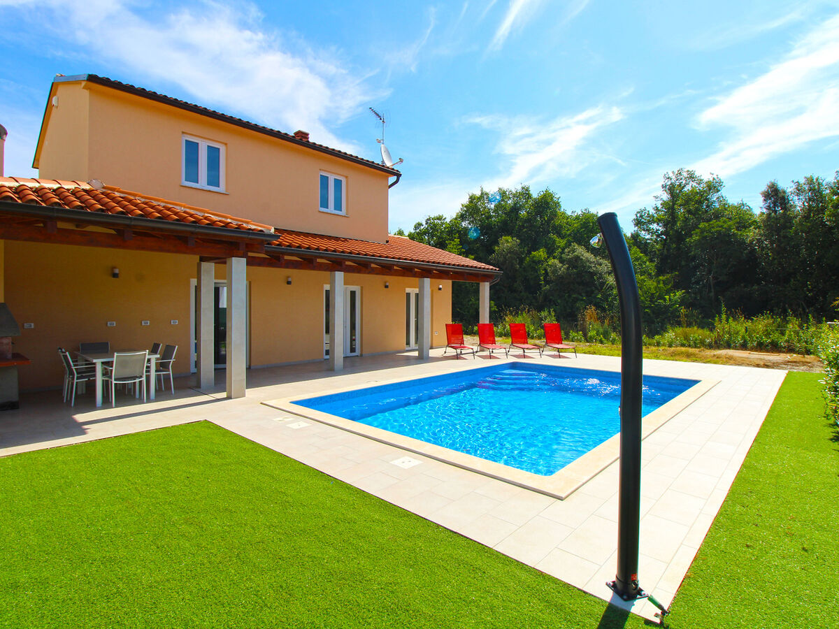 Maison 8 lits avec piscine privée à Fažana - Photo 2