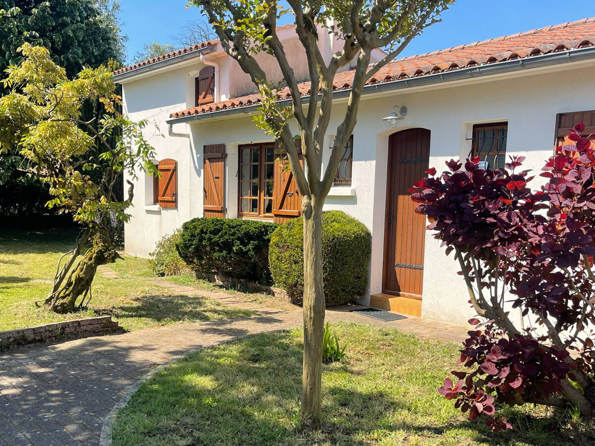 Maison rénovée pour 8 personnes à 800m de la plage avec parking - Photo 1